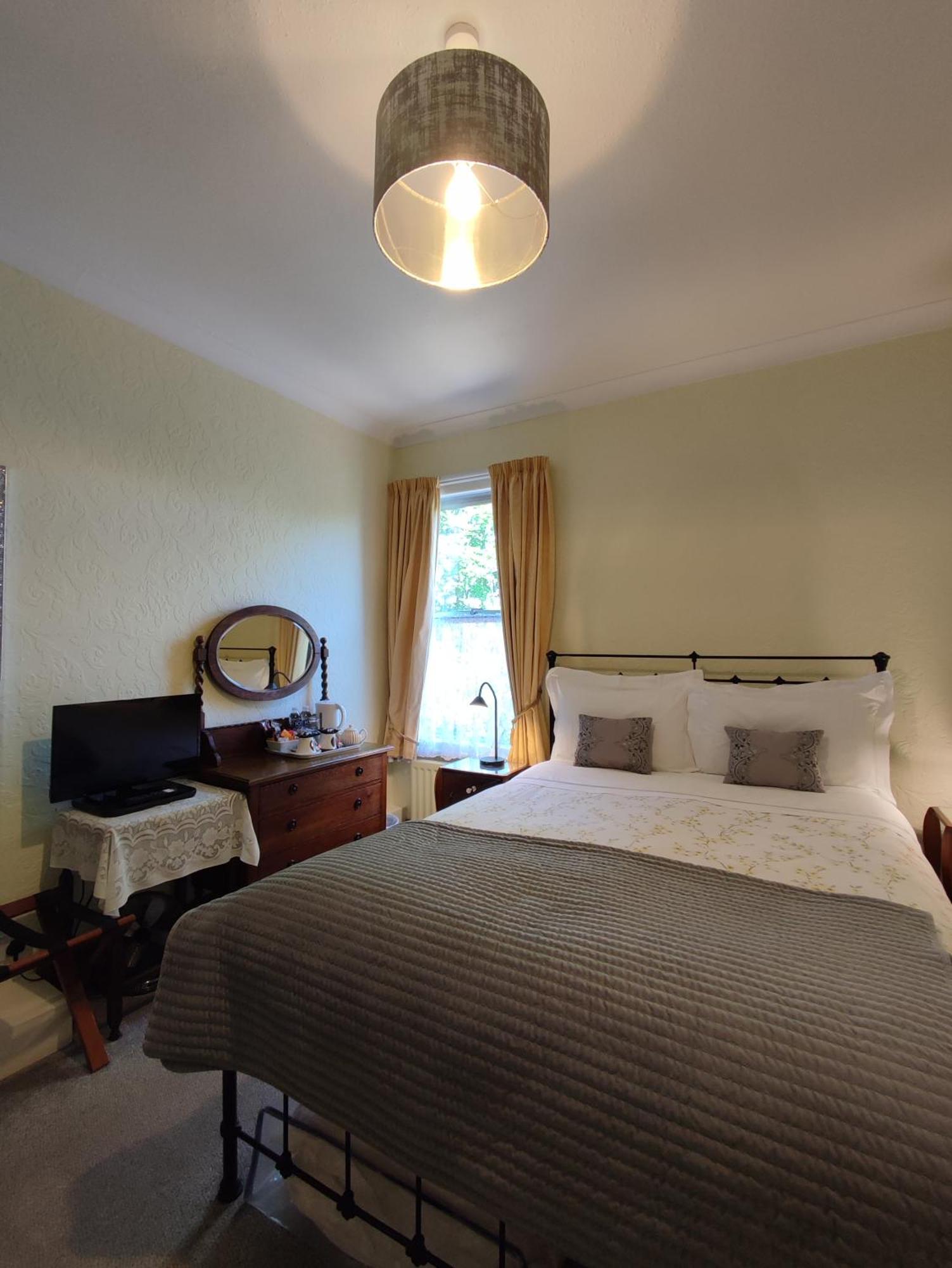 Anton Guest House Bed And Breakfast Shrewsbury Zewnętrze zdjęcie